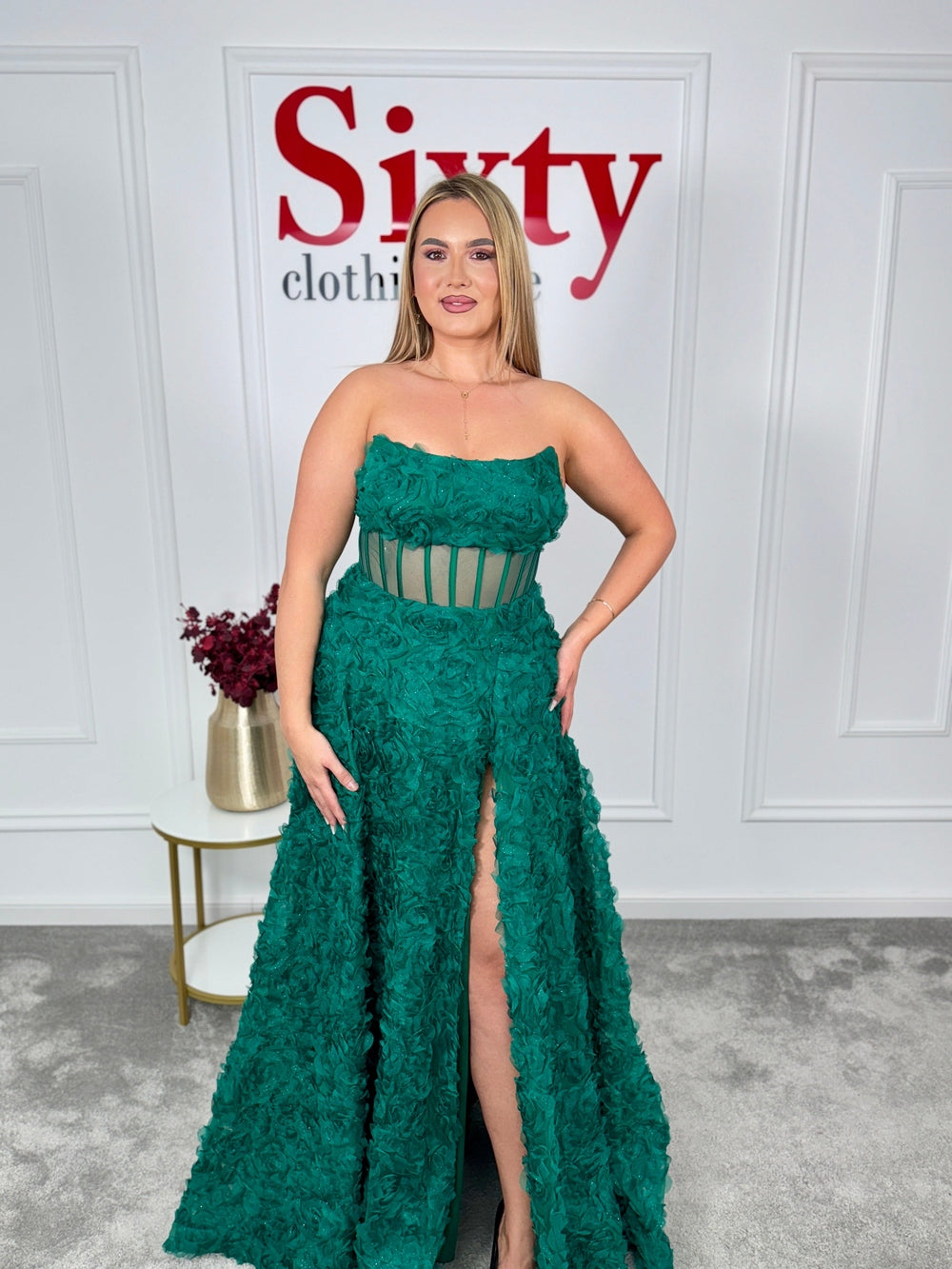 Rochie dantela cu aplicații florale Nicola