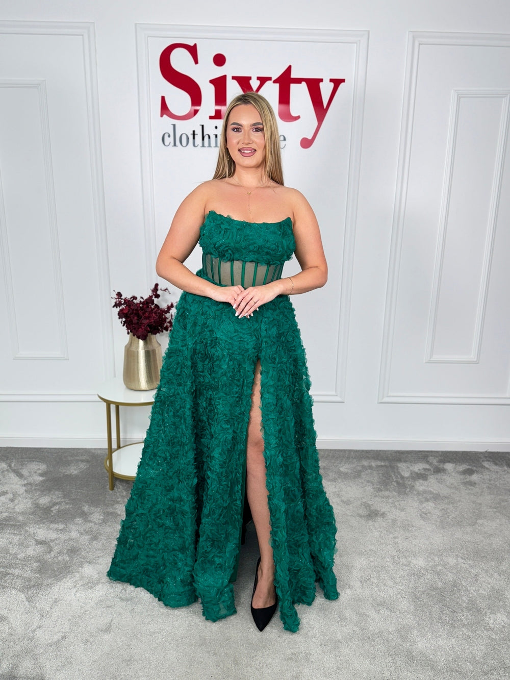 Rochie dantela cu aplicații florale Nicola