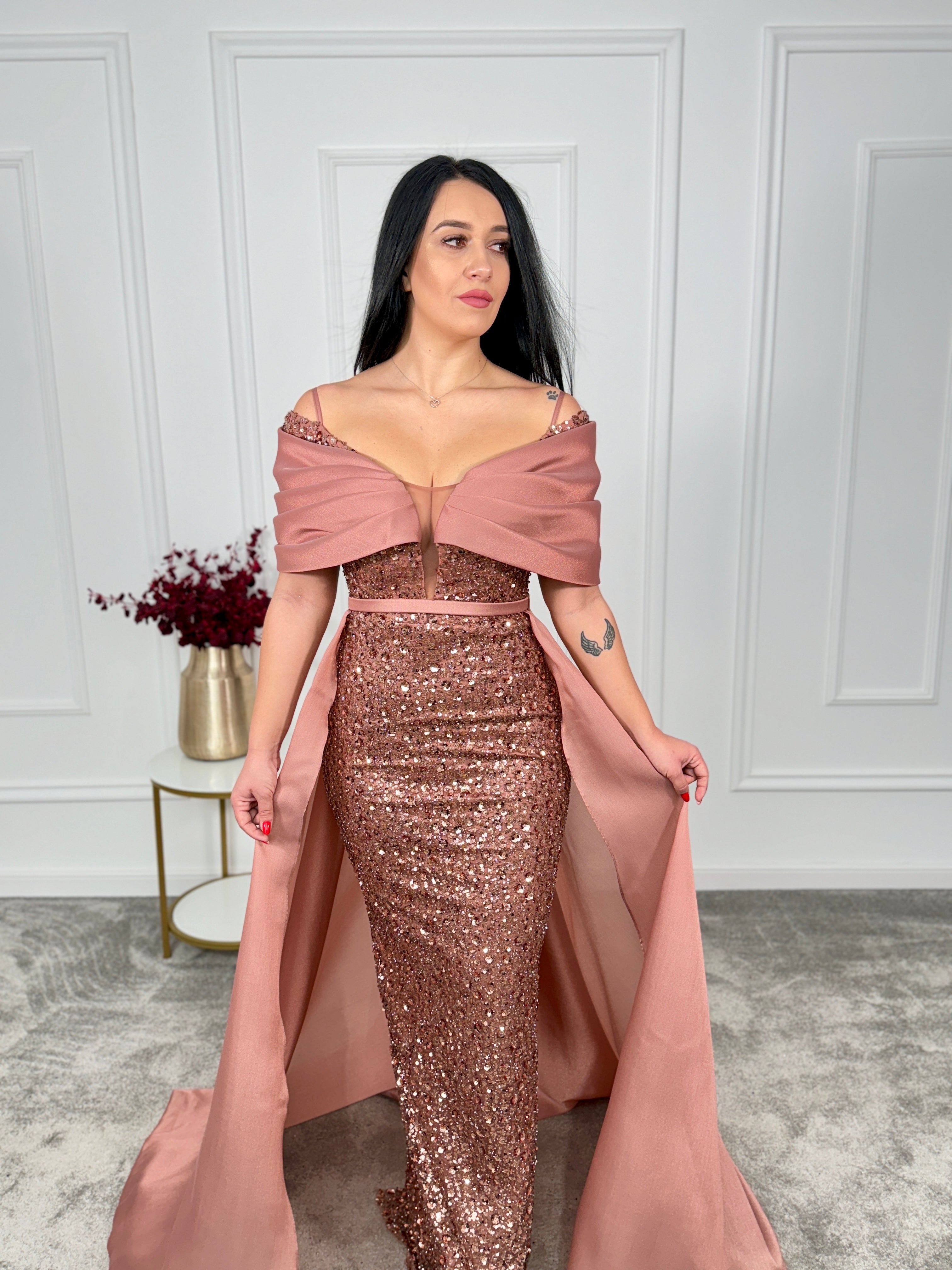 Rochie dantela cu paiete Nadeea