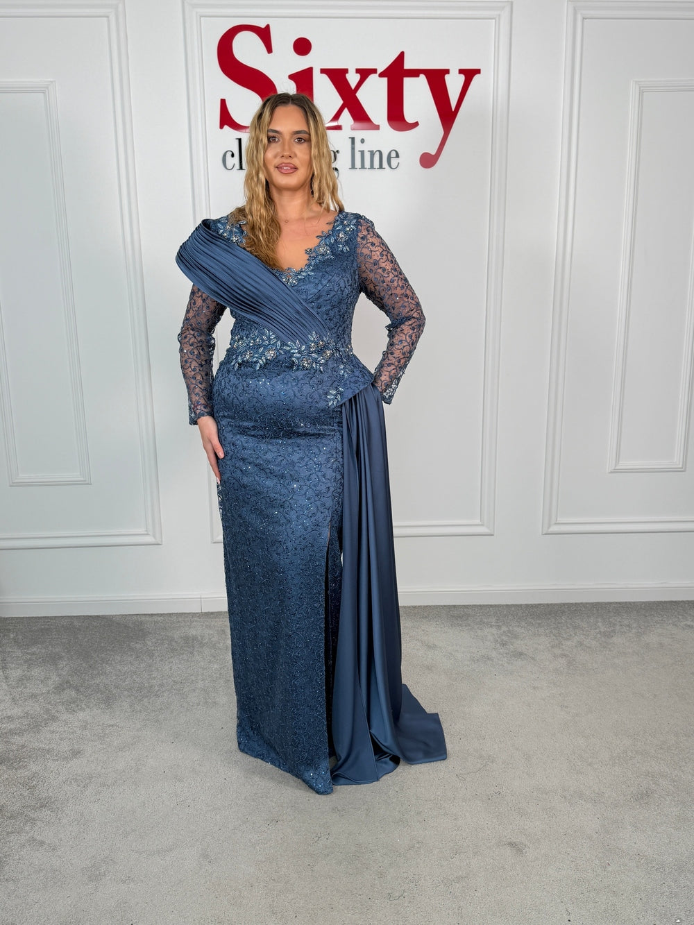 Rochie dantela cu paiete Reina
