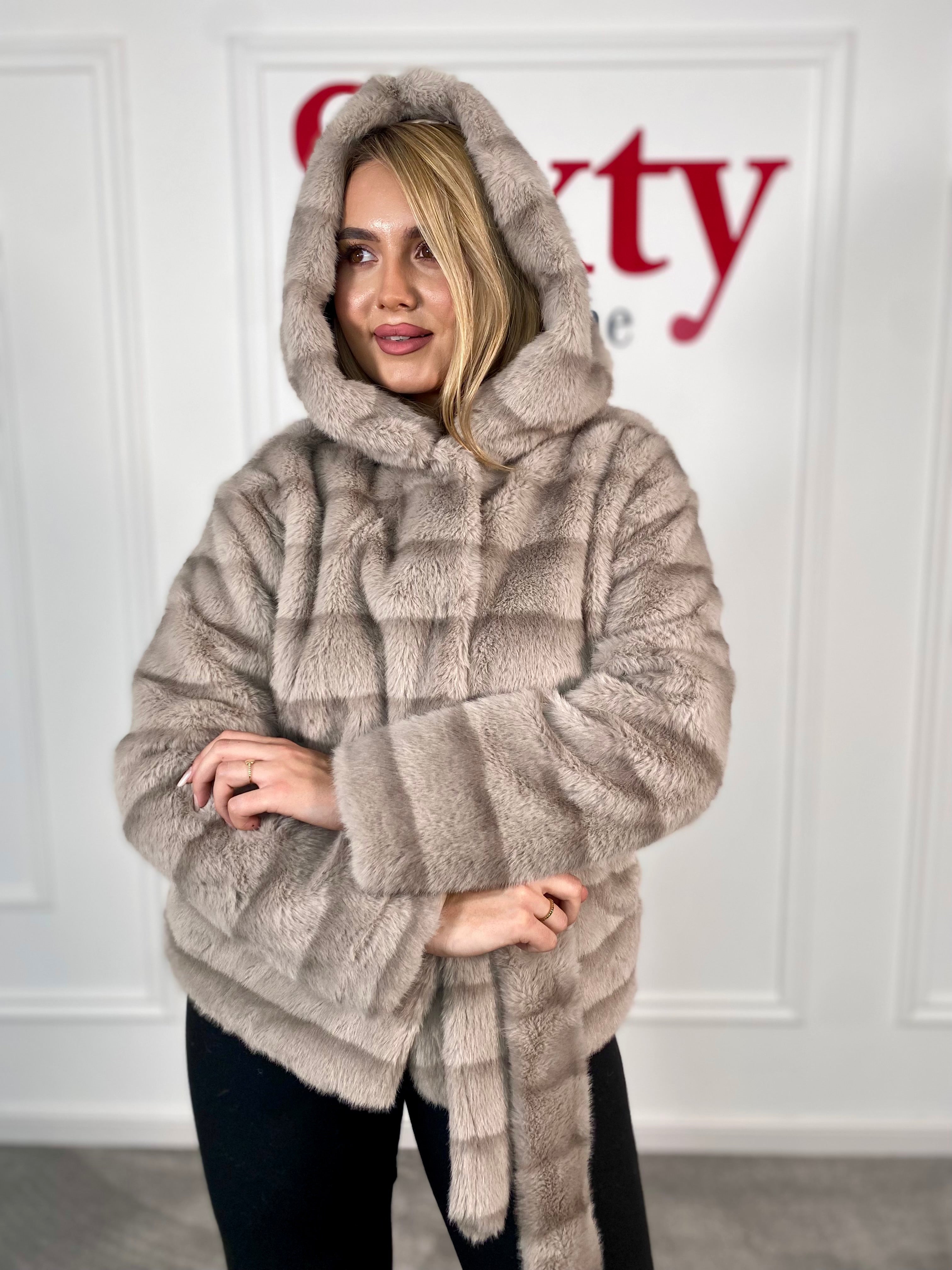 Geaca blana ecologica Doris