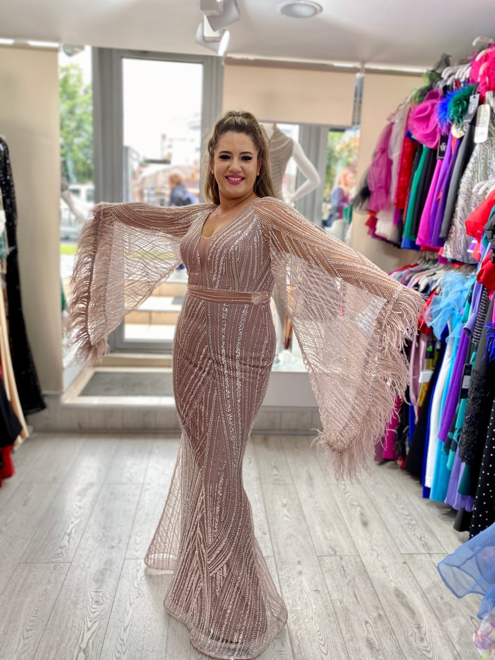 Rochie dantela cu perle Loren