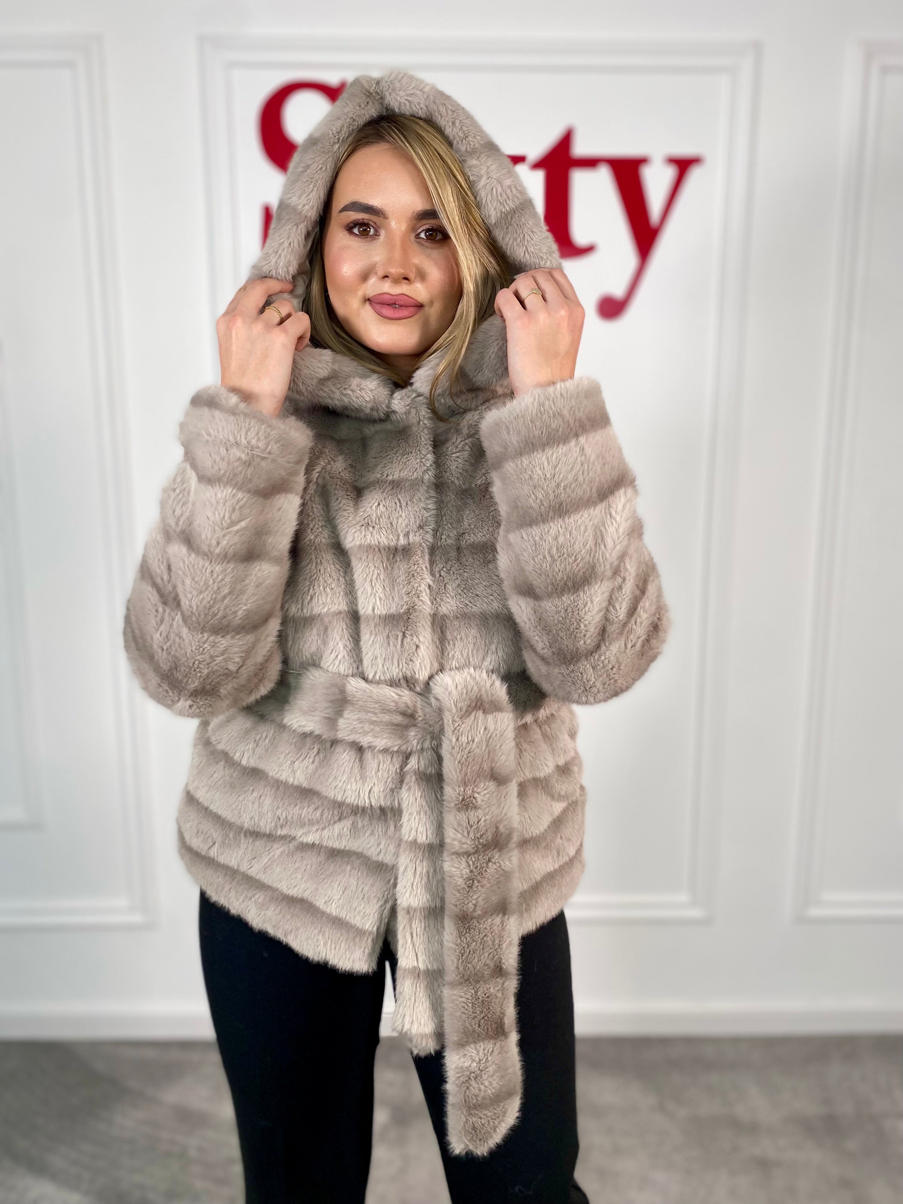 Geaca blana ecologica Doris