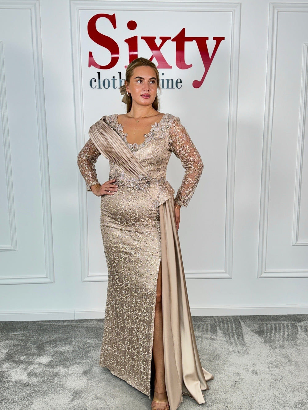 Rochie dantela cu paiete Reina