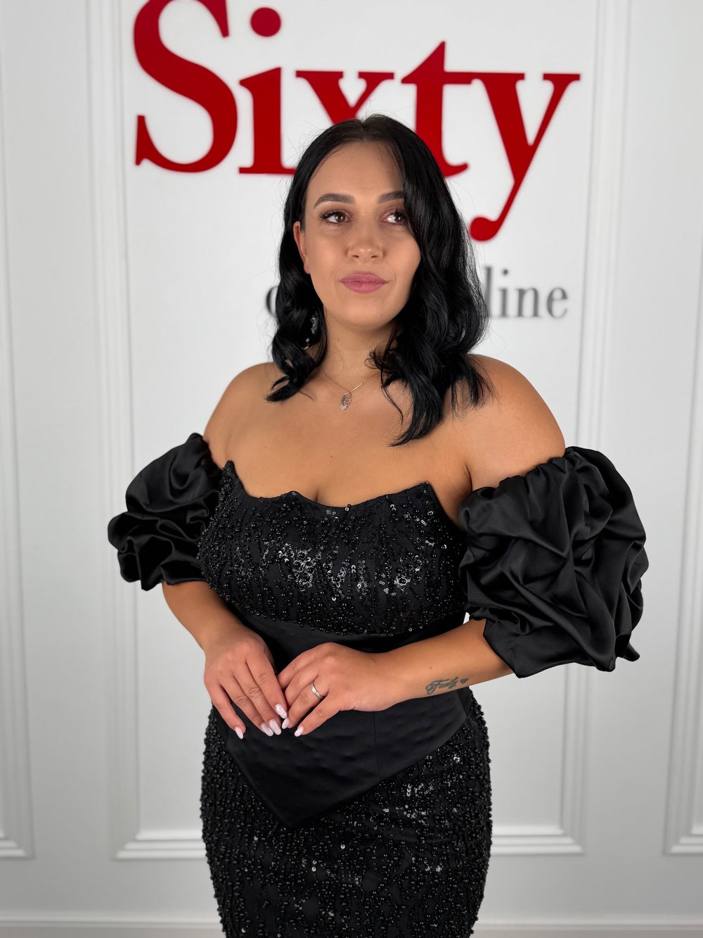 Rochie cu perle si pietre Queen