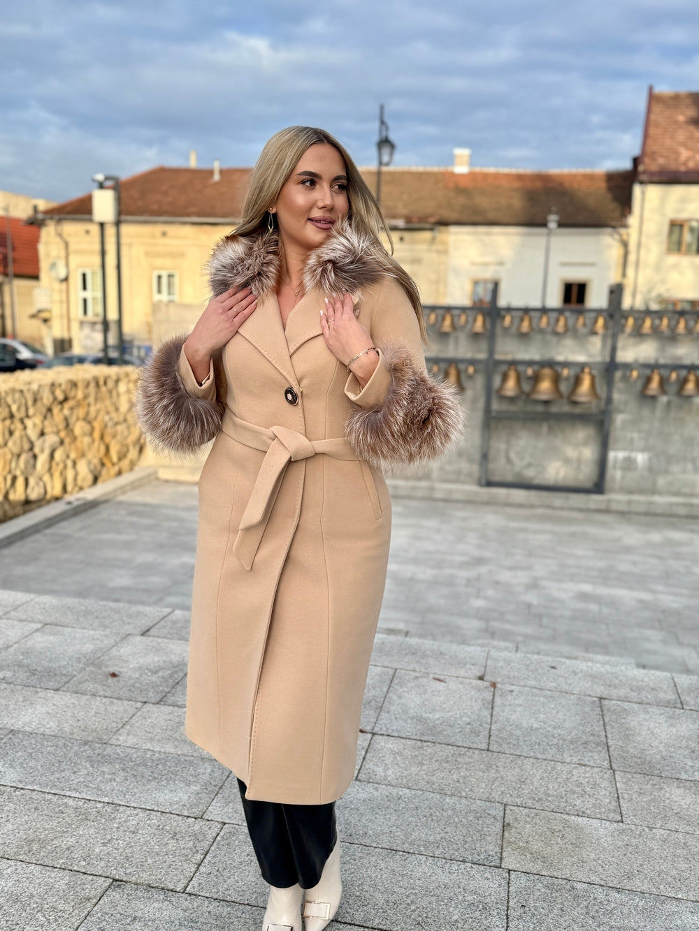 Palton lana si casmir cu blana naturala Olivia