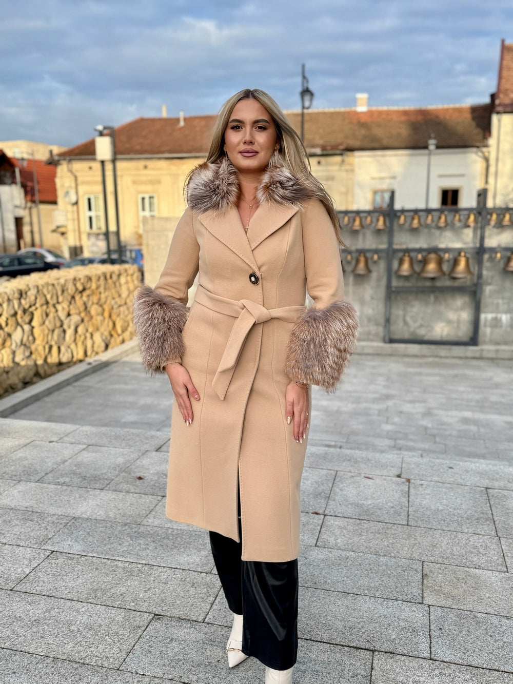 Palton lana si casmir cu blana naturala Olivia