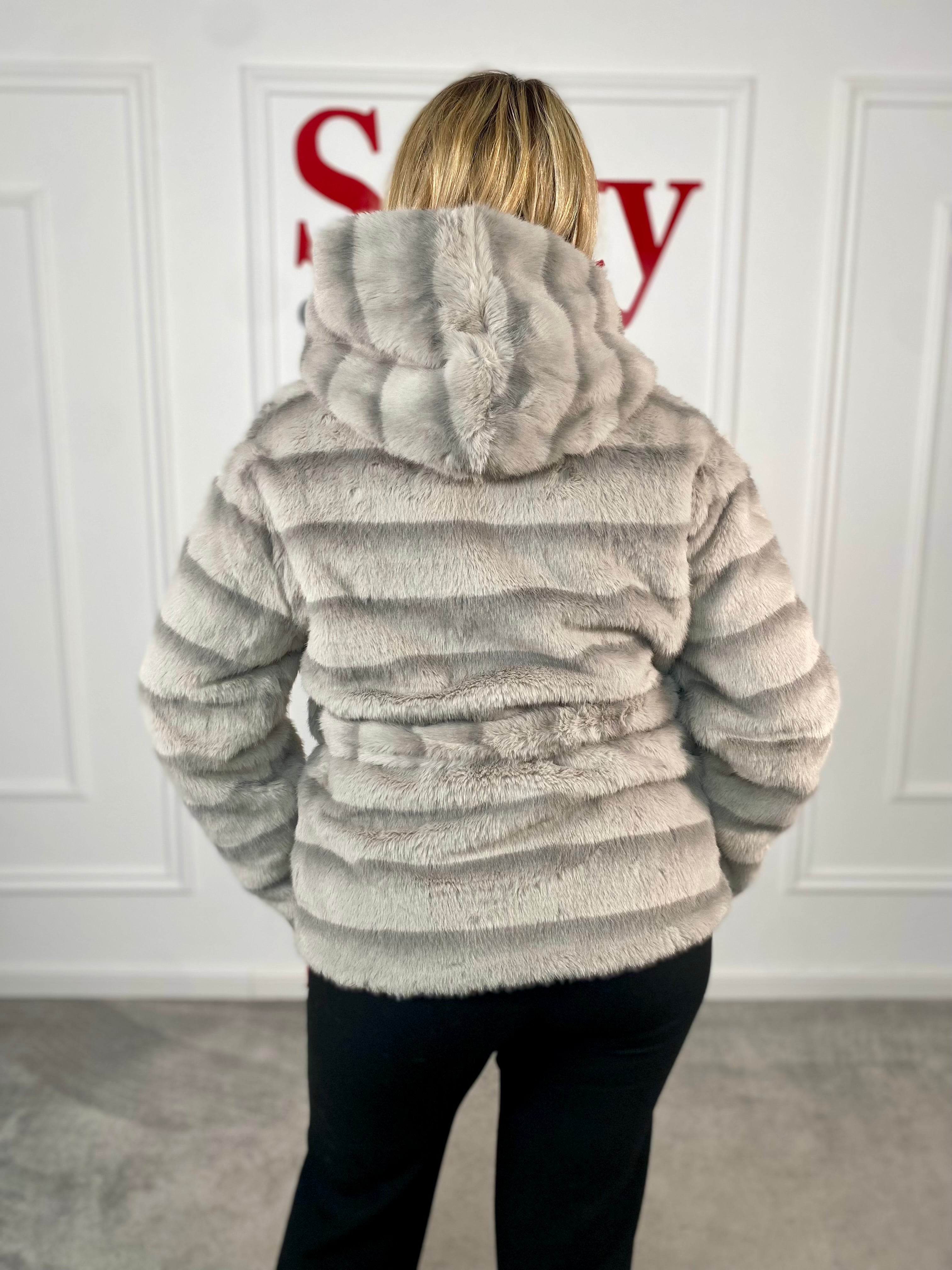 Geaca blana ecologica Doris