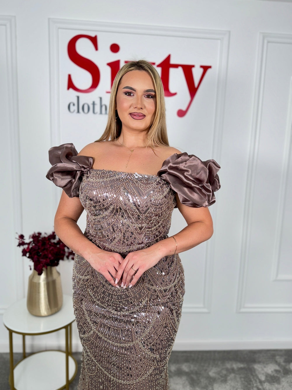 Rochie dantela cu perle Glamour