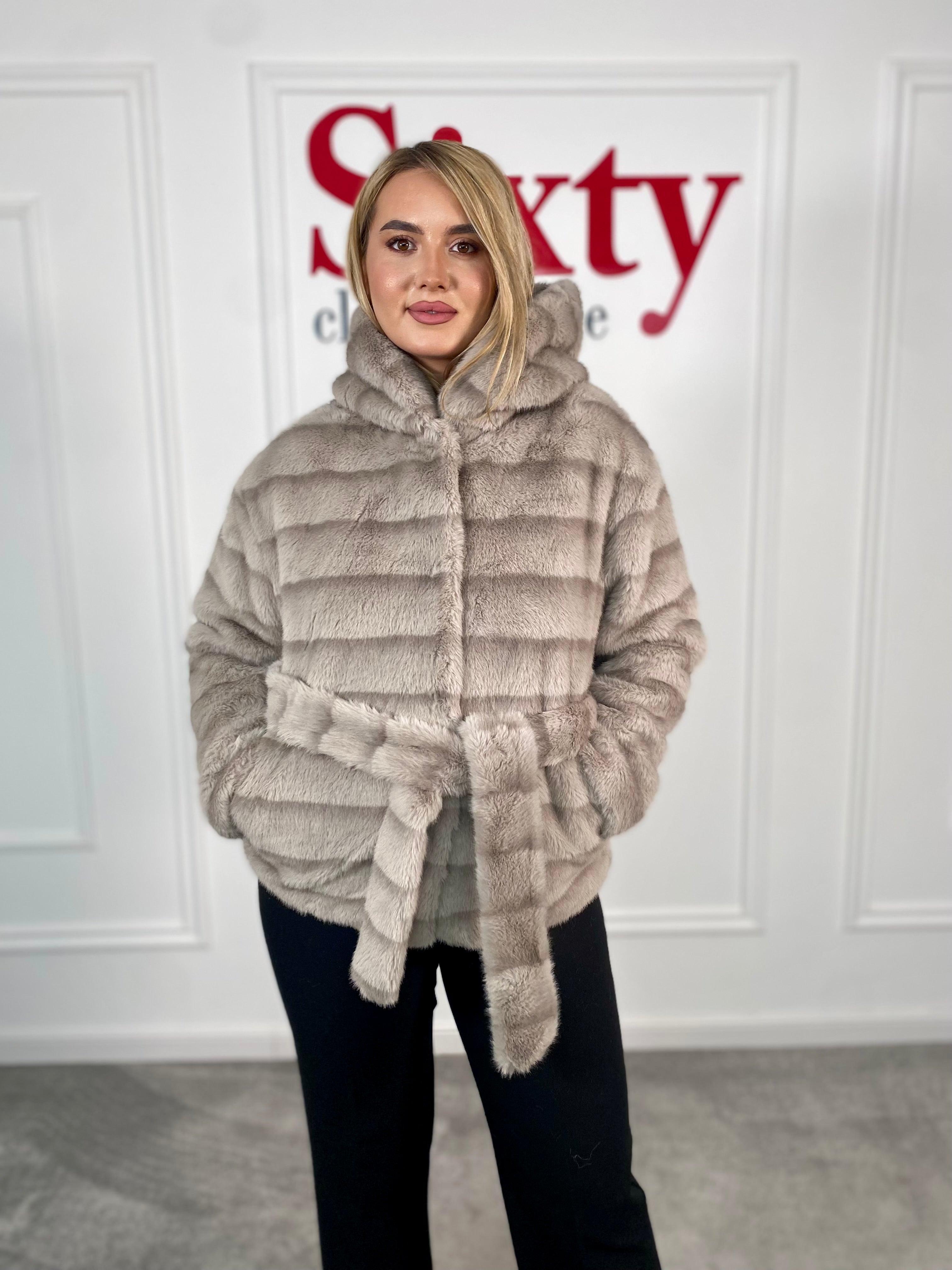 Geaca blana ecologica Doris