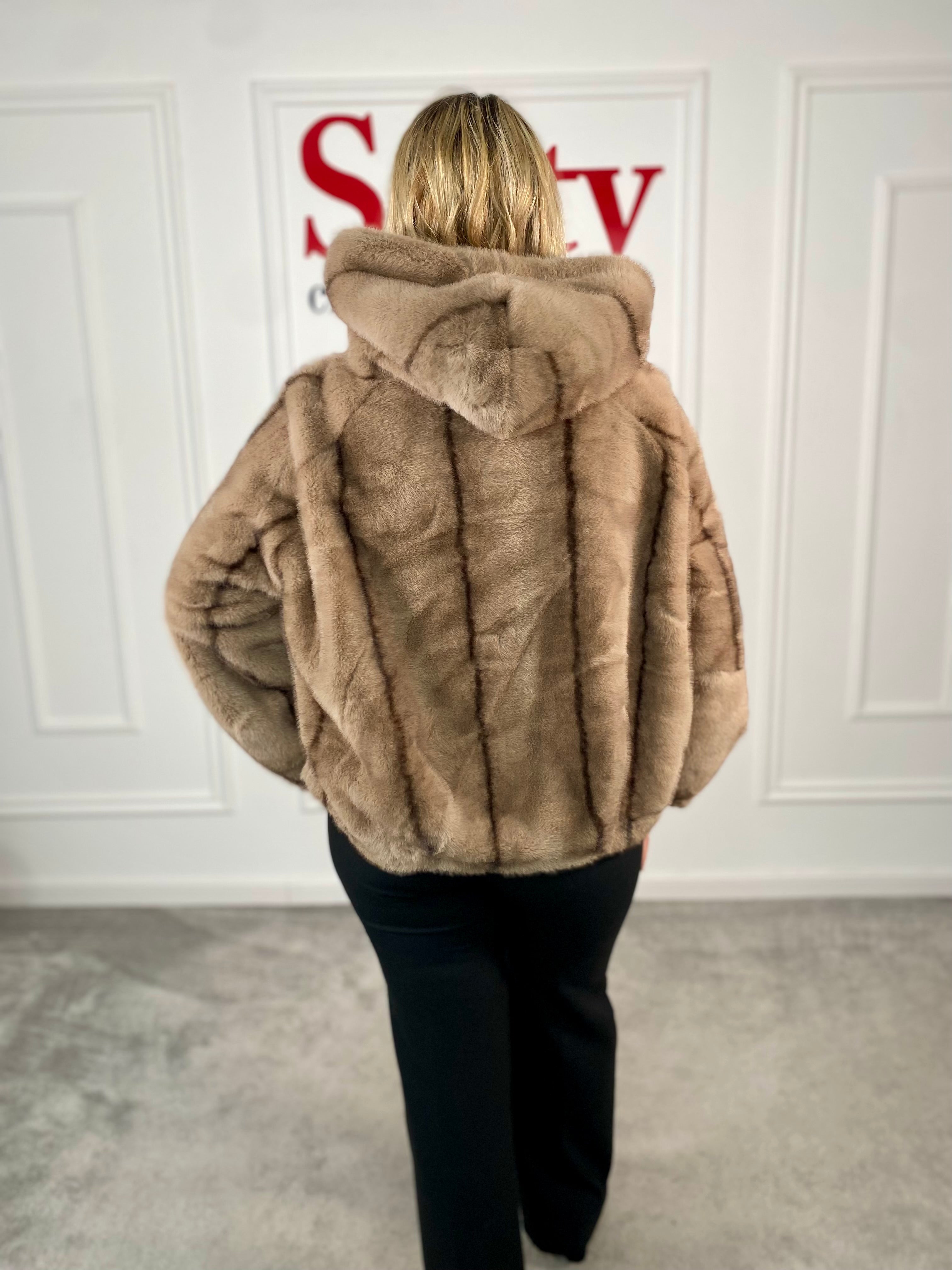 Geaca blana ecologica Oli