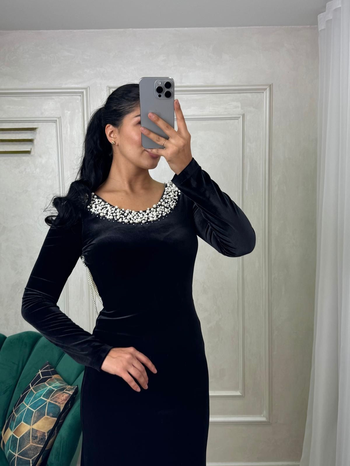 Rochie catifea cu perle Lenia